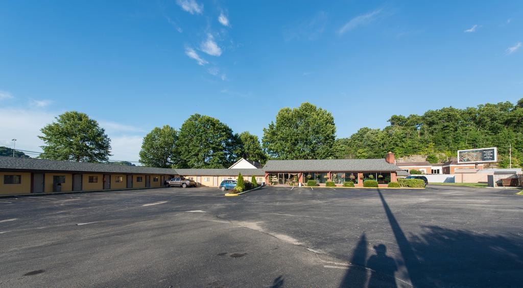 Budget Inn - Paintsville Eksteriør billede